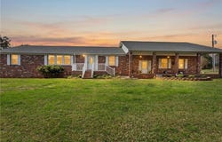 218 Deer Run Road, Blackstone, VA 23824