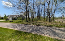 14102 Bridgeview Pointe, Vicksburg, MI 49097
