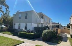 1715 N Glenoaks Boulevard, Burbank, CA 91504
