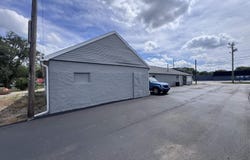 2612 Broad Street, New Castle, IN 47362-3401
