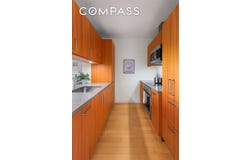 450 E 83rd Street, New York, NY 10028
