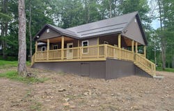 128 Deer Dr, Benezette, PA 15821