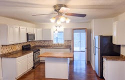 22182 County Road 288, Pittsburg, MO 65724