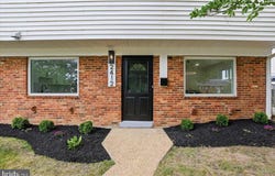 2412 VALLEY Way, LANDOVER, MD 20785