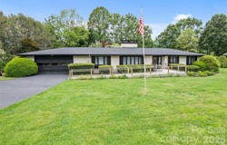 225 Valley View Terrace, Waynesville, NC 28786