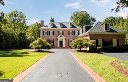 134 Blackland RD NW, Atlanta, GA 30342