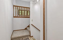 2002 Mesabi Avenue E, Maplewood, MN 55109