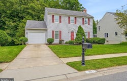 15 GLOUCESTER CT, NEWARK, DE 19702