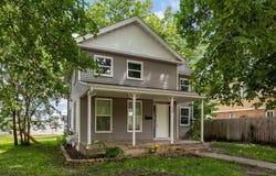 429 2nd Avenue E, Shakopee, MN 55379