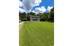 366 OAKNOLL DR, Huffman, TX 77336