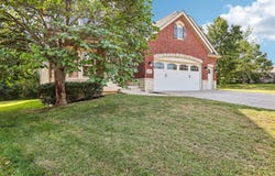5499 Creek Pass Dr, Saint Charles, MO 63304