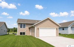 2113 Lunden Street, St. Peter, MN 56082