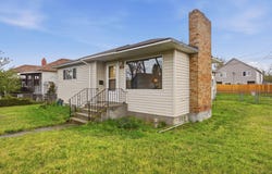 2304 E Sanson Ave, Spokane, WA 99217