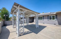 2995 E Buckingham Way, Fresno, CA 93726