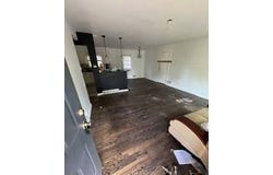 8958 E 54th St, Raytown, MO 64133