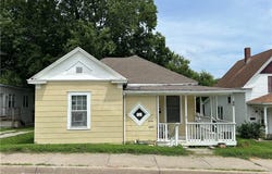 525 S Crysler Avenue, Independence, MO 64052