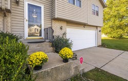 129 Pheasant Run Drive, Hobart, IN 46342
