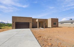 44 Calle Etopia, Rio Rico, AZ 85648