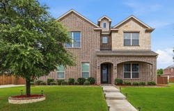 3033 Charing Cross Road, Midlothian, TX 76065