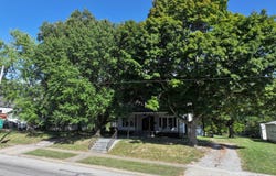 236 N Fourth St., Albion, IL 62806