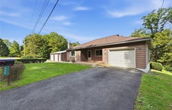 596 S Gosser Hill Rd, Allegheny Twp, PA 15656