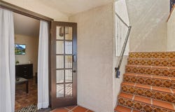 1350 E Tujunga Avenue, Burbank, CA 91501