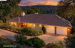 39309 Forest Park Ln, Oakhurst, CA 93644