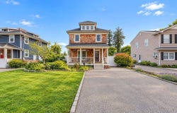 52 Lee Avenue, Patchogue, NY 11772