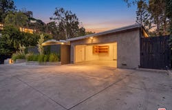 2538 Hutton Dr, Beverly Hills, CA 90210