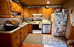 21 High Bridge Road, Newtown, CT 06482