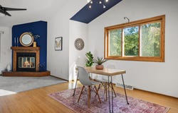 15 Hickory Hollow Drive, Madison, WI 53705
