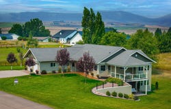 39120 Lakeview Lane, Polson, MT 59860