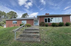 151 Grady Lane, Wellston, OH 45692