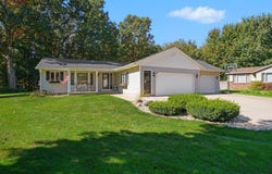 14314 Sunview Drive, Holland, MI 49424