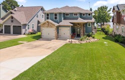 13700 Park Harbor Drive, Eustace, TX 75124