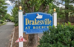 60 Drake Ln, Roxbury Twp., NJ 07852-9680
