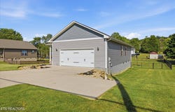 1608 Tazewell Pike, Plainview, TN 37721