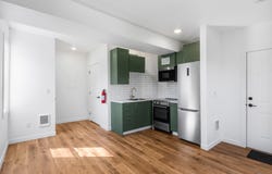 525 SW 4TH Ave, Canby, OR 97013