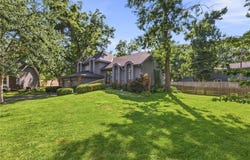 10314 W 48th Street, Shawnee, KS 66203