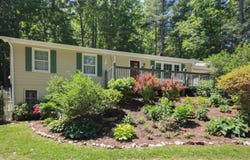 8465 Starlight Ln, Boones Mill, VA 24065