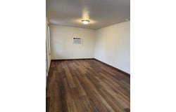 907 6th Ave, BellePlaine, IA 52208