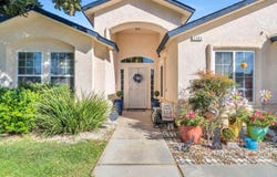 2263 Pacific Court, Madera, CA 93637