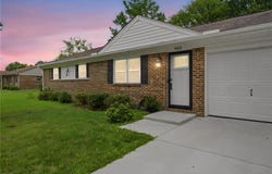 468 Blanche Drive W, Chesapeake, VA 23323