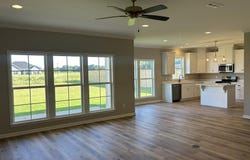 122 Edgewood Trail, Headland, AL 36345