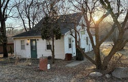 359 E Main, Lehigh, IA 50557