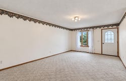 1327 S German Street, New Ulm, MN 56073
