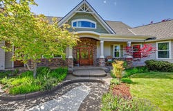9220 Yank Gulch Road, Talent, OR 97540