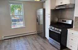 28 Lewis St, Everett, MA 02149