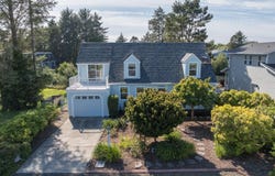 9235 Trout Place, Gleneden Beach, OR 97388