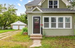 917 Bridge Avenue, Albert Lea, MN 56007